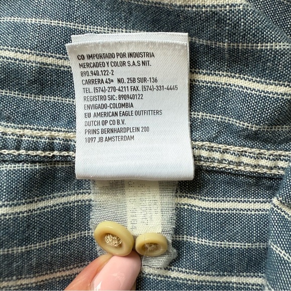 American Eagle Men’s Outfitters Blue and White Casual Button Down Shirt medium - Picture 6 of 11